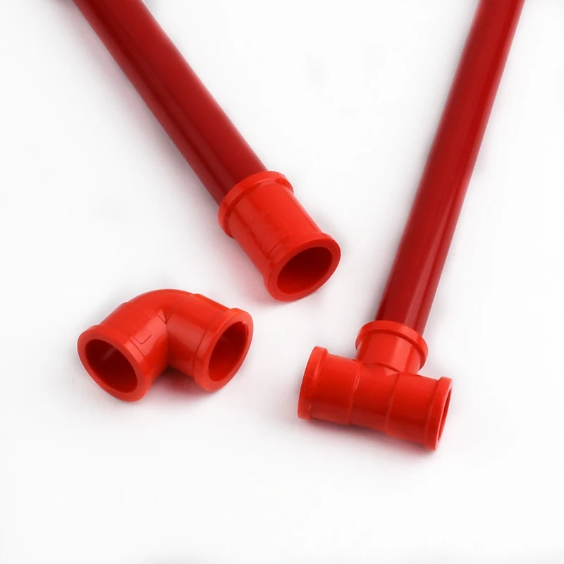 Tuyau en PVC rouge