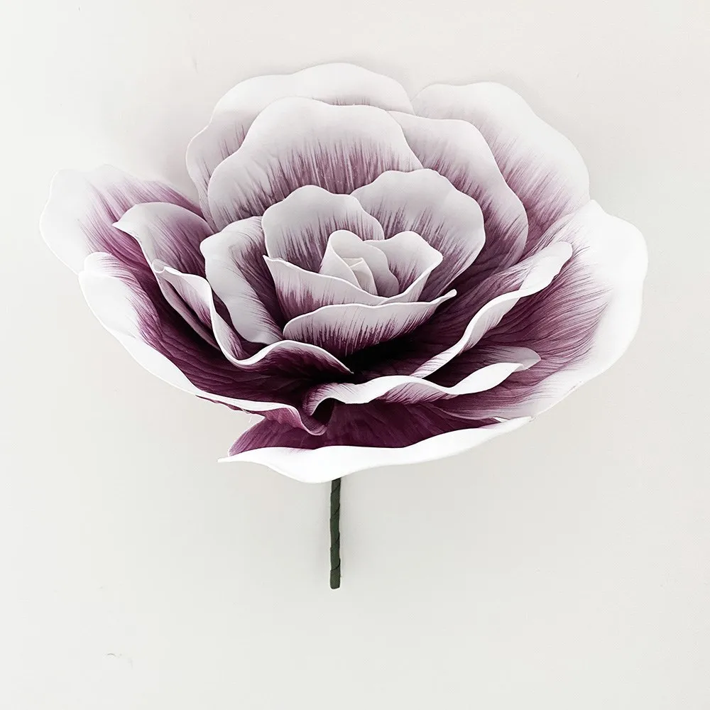Fleur artificielle en mousse de rose