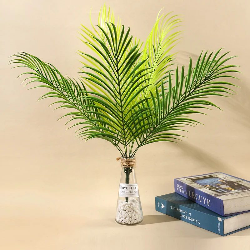 Palmier artificiel en plastique pour décoration intérieure