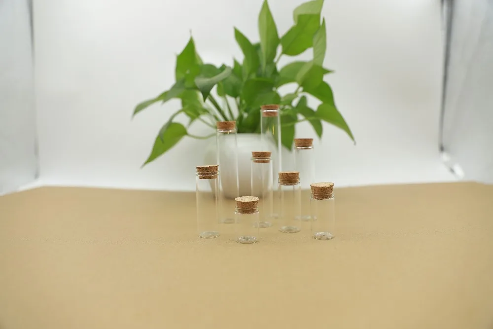 Bouteille en verre pour dragées de mariage