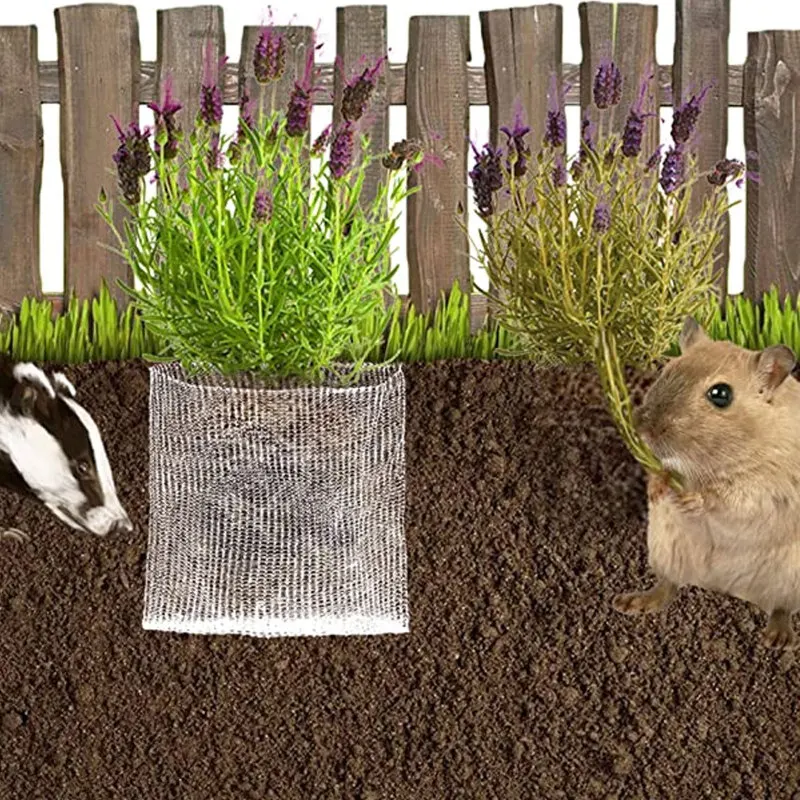 Paniers métalliques pour la protection contre les taupes