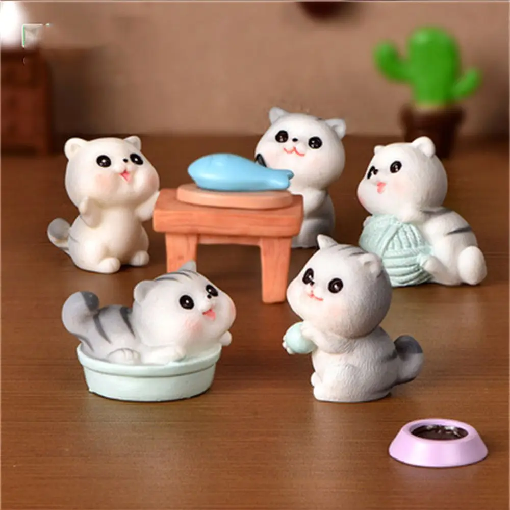 Mini chaton de jardin